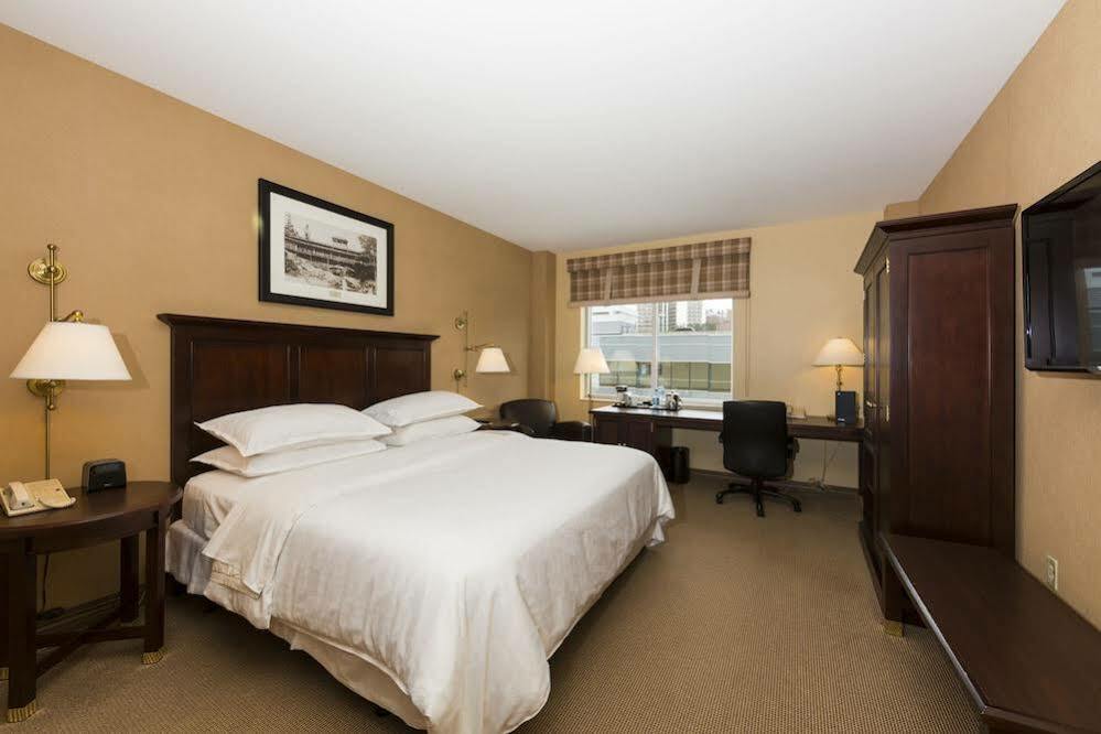 Sheraton Duluth Hotel Exterior foto