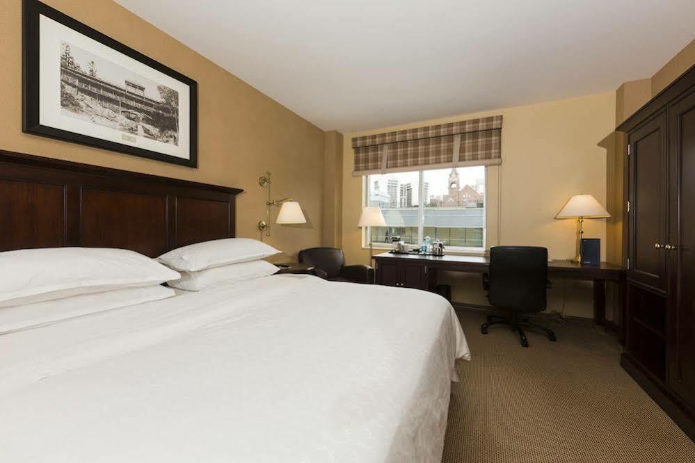Sheraton Duluth Hotel Exterior foto